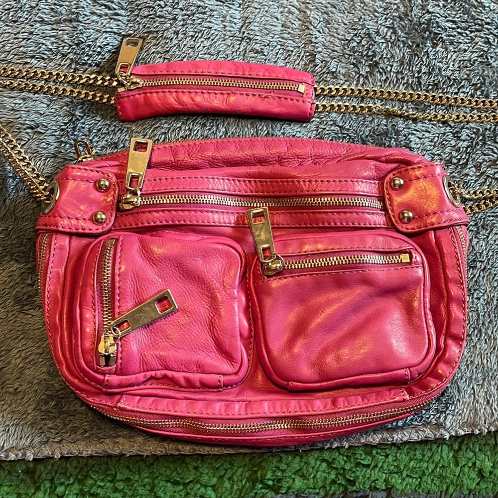 Vintage Steven by Steve Madden raspberry leather zipper detail chain strap purse